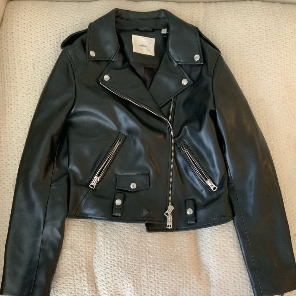Aritzia Wilfred Black Vintage Style Classic Faux Leather Moto Biker Jacket Coat